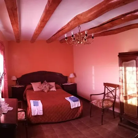 Casa-villa Rural Completa Para Hasta 9 Personas * Villafeliche